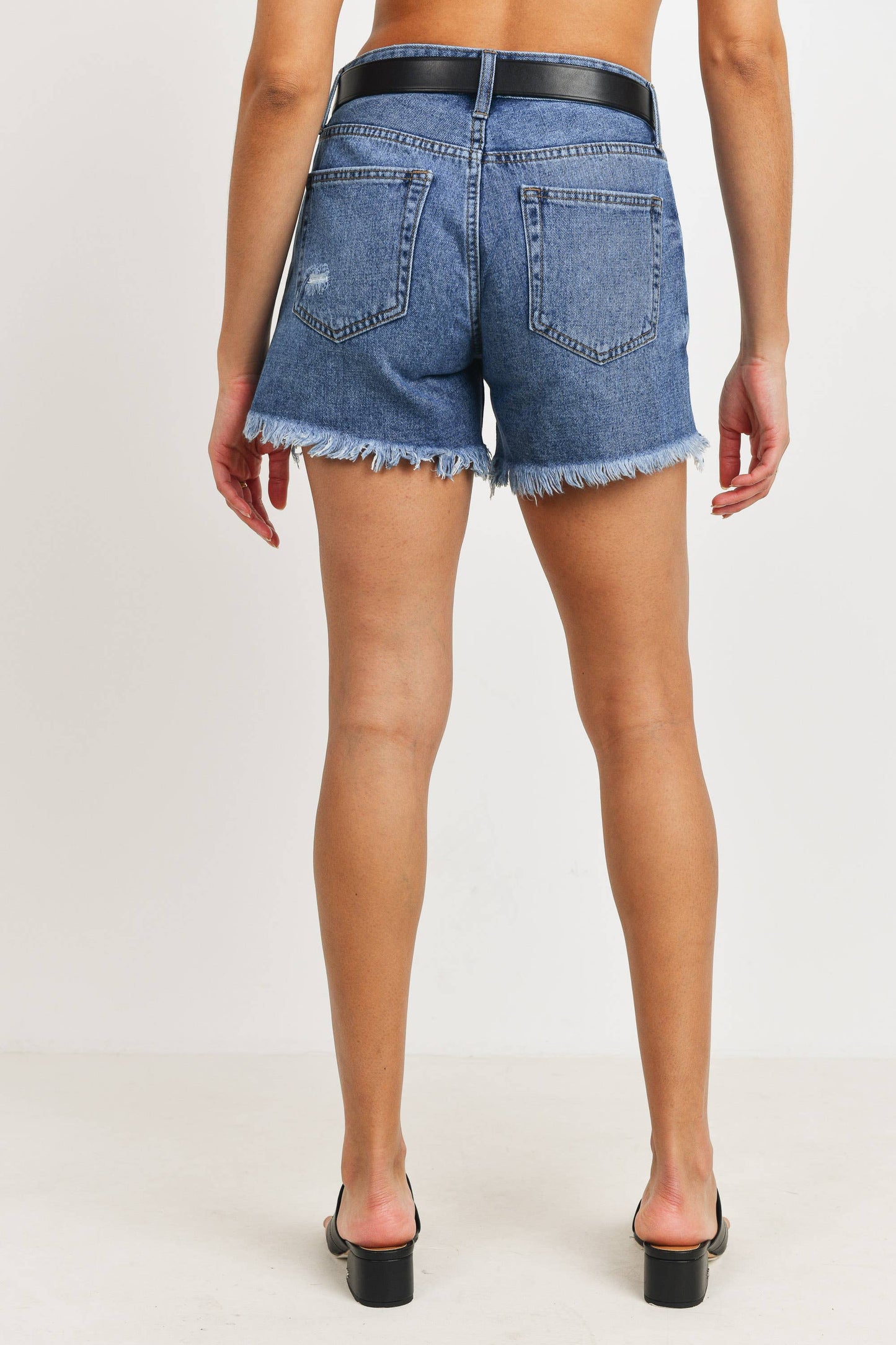 Distressed Boyfriend Short